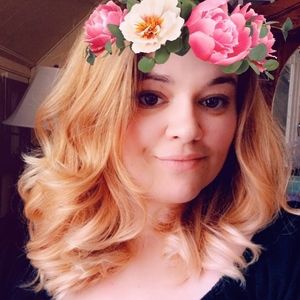 Meet your Posher, Marie